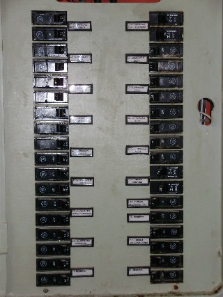 Foto 1 - Instalaes eltricas e automao de sistemas
